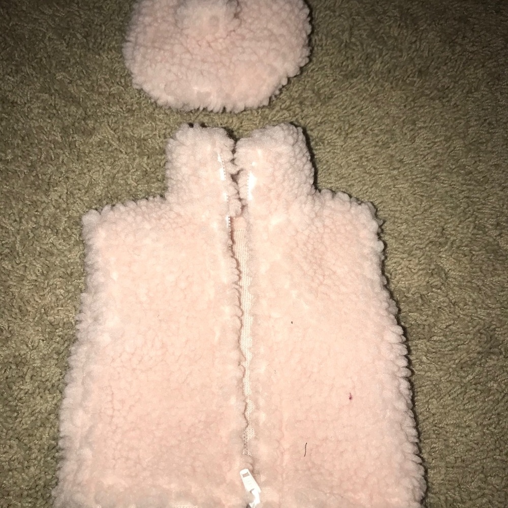 American Girl Pink Faux best w/ beret for 18” doll